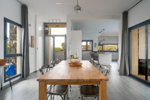 Villa a La Oliva, Fuerteventura, La Oliva - € 1.600.000 | Ref: LUX0003 - foto 13