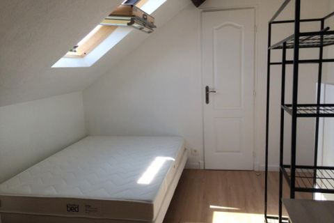 Villa a Cergy, Val-d'Oise, Cergy - € 570/mes | Ref: 809FleL4XAYizSK - foto 4
