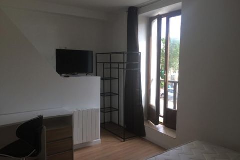 Villa a Cergy, Val-d'Oise, Cergy - € 570/mes | Ref: 809FleL4XAYizSK - foto 6