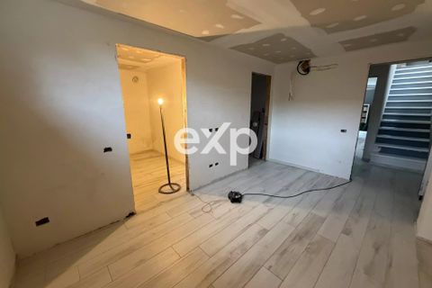 Villa i Rome, Rome, Rome - € 310.000 | Ref: exp-012054 - foto 32