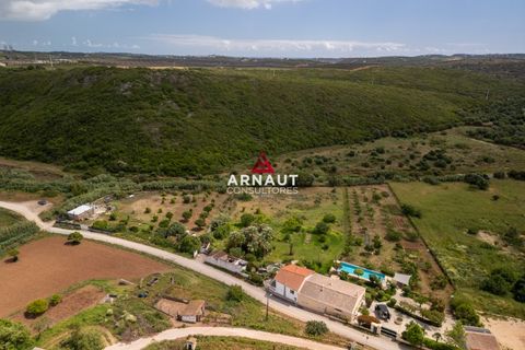 Villa i Bensafrim, Faro, Bensafrim - € 385.000 | Ref: ACA901 - foto 6