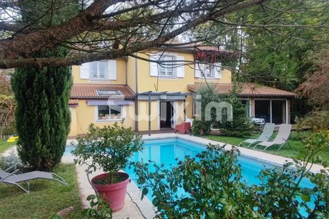 Landejendom i St.-Cyr-sur-le-Rhône, Rhone, St.-Cyr-sur-le-Rhône - € 695.000 | Ref: 70700FL - foto 1