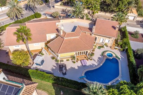 Villa i Cabo Roig, Alicante, Cabo Roig - € 1.550.000 | Ref: AG19152157 - foto 2