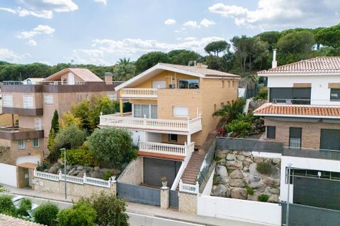 Villa a Canet De Mar, Barcelona, Canet De Mar - € 1.350.000 | Ref: KBMN588 - foto 3