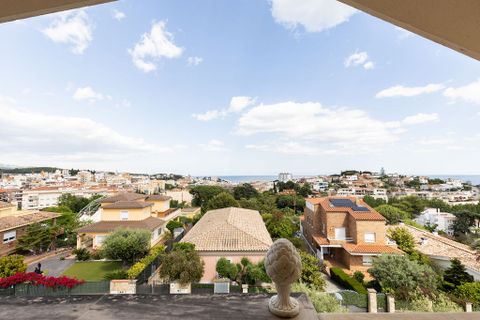 Villa a Canet De Mar, Barcelona, Canet De Mar - € 1.350.000 | Ref: KBMN588 - foto 22