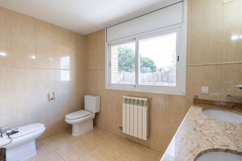 Villa a Canet De Mar, Barcelona, Canet De Mar - € 1.350.000 | Ref: KBMN588 - foto 34