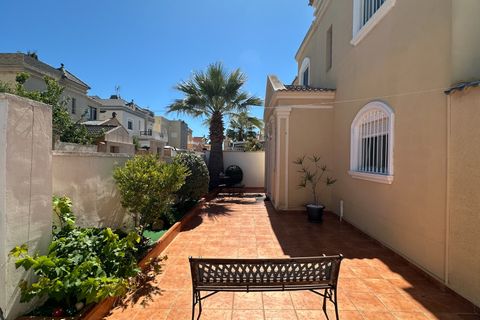 Villa a Torrevieja, Alicante, Torrevieja - € 399.000 | Ref: CLDZCJ-73264 - foto 33