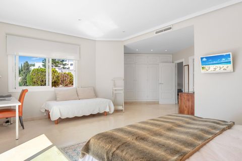 Villa i Benahavis, Malaga, Benahavis - € 2.690.000 | Ref: MLSC1347549 - foto 32