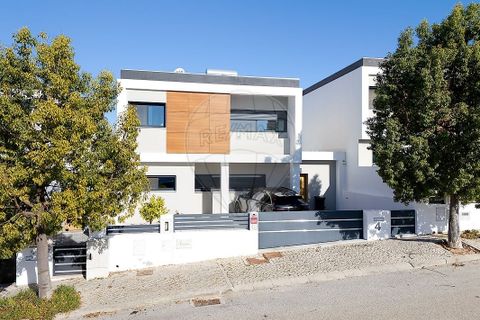 Villa i Olhao, Faro, Olhao - € 1.000.000 | Ref: 123561012-518 - foto 1