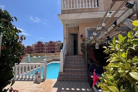 Rækkehus i Orihuela Costa, Alicante, Orihuela Costa - € 219.000 | Ref: AM-02253/8919 - foto 2