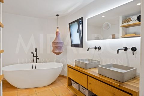 Villa a Montgo, Alicante, Montgo - € 2.190.000 | Ref: MRD24-242 - foto 10