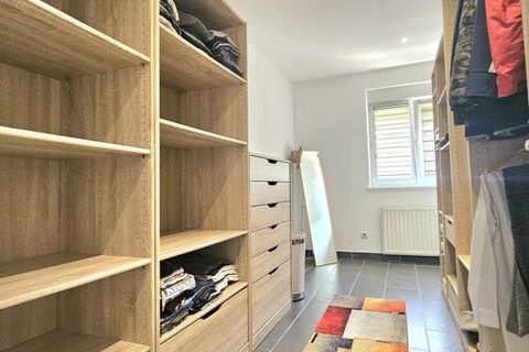 Villa a Mulhouse, Haut-Rhin, Mulhouse - € 227.500 | Ref: fr037853 - foto 8