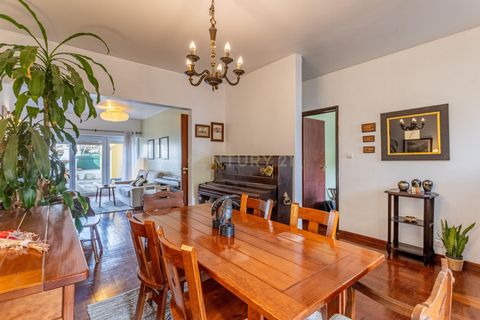 Villa i Carcavelos, Lisbon, Carcavelos - € 850.000 | Ref: C0383-01416 - foto 1