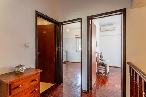 Villa a Carcavelos, Lisbon, Carcavelos - € 850.000 | Ref: C0383-01416 - foto 19