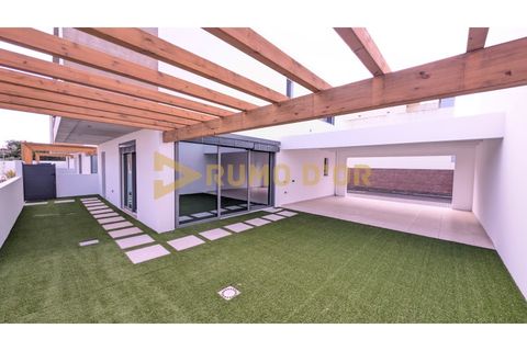 Villa a Ferreiras, Faro, Ferreiras - € 650.000 | Ref: CAS_482 - foto 32