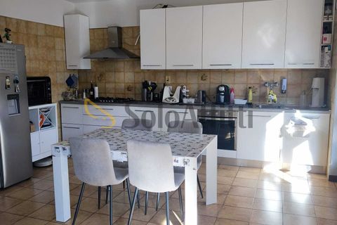 Apartament a Chieri, Turin, Chieri - € 650/mes | Ref: A1599 - foto 4