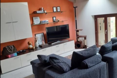 Apartament a Parma, Parma, Parma - € 800/mes | Ref: QHH-1145 - foto 2