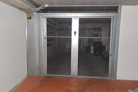 Garage i Parma, Parma, Parma - € 32.000 | Ref: 342 - foto 2