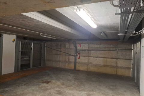 Garage i Parma, Parma, Parma - € 32.000 | Ref: 342 - foto 8