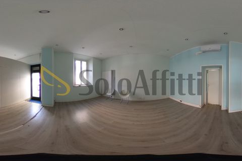 L'establiment comercial a Pavia, Pavia, Pavia - € 800/mes | Ref: C0071 - foto 11
