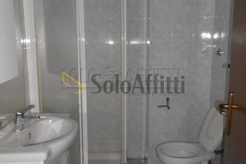 Apartament a Pavia, Pavia, Pavia - € 370/mes | Ref: AB001816 - foto 2