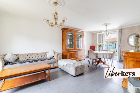 Villa a Stains, Seine-Saint-Denis, Stains - € 329.000 | Ref: DOM25914 - foto 3