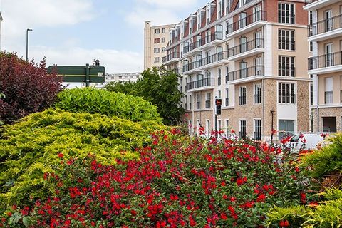 Erhvervsejendom i Chelles, Seine-et-Marne, Chelles - € 141.000 | Ref: E77A7656E8FE4A03 - foto 11