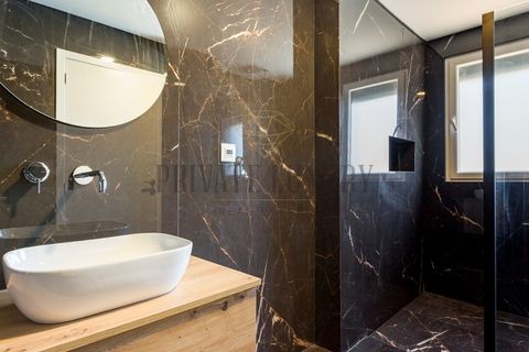Villa i Belas, Lisbon, Belas - € 1.350.000 | Ref: 9183 - foto 13