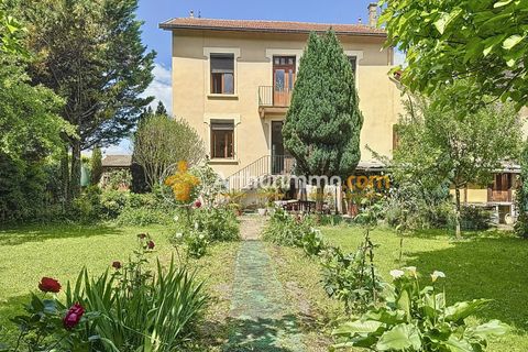 Villa i Bourgoin-Jallieu, Isere, Bourgoin-Jallieu - € 250.000 | Ref: 87007374 - foto 1