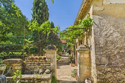 Villa a Vergt, Dordogne, Vergt - € 850.000 | Ref: BVI85264 - foto 2