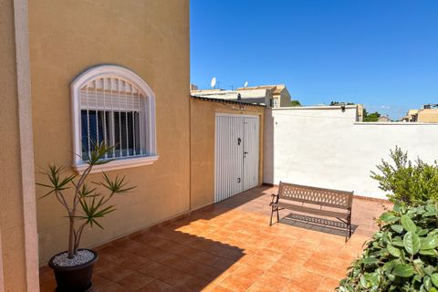 Villa i Torrevieja, Alicante, Torrevieja - € 399.000 | Ref: 779668 - foto 30