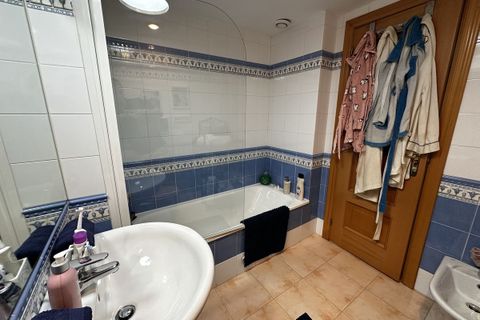Villa i Estepona, Malaga, Estepona - € 349 000 | Ref: MLSC1729224 - foto 7