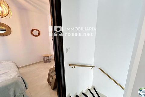 Villa i Roses, Gerona, Roses - € 299.000 | Ref: 3812 - foto 24