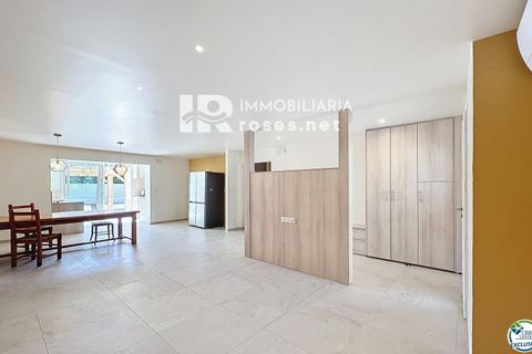Villa i Empuriabrava, Gerona, Empuriabrava - € 595.000 | Ref: 3813 - foto 14