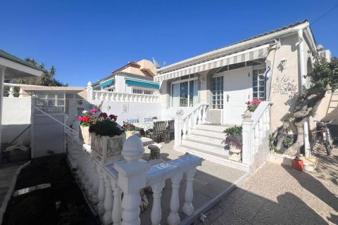 Villa a Torrevieja, Alicante, Torrevieja - € 199.000 | Ref: OH02264/10701 - foto 3