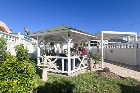 Villa a Torrevieja, Alicante, Torrevieja - € 199.000 | Ref: OH02264/10701 - foto 4