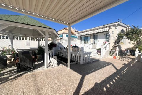 Villa a Torrevieja, Alicante, Torrevieja - € 199.000 | Ref: OH02264/10701 - foto 6