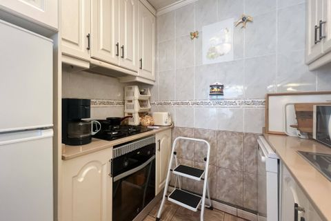 Villa a Torrevieja, Alicante, Torrevieja - € 199.000 | Ref: OH02264/10701 - foto 11