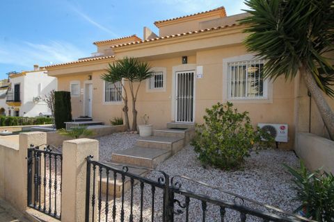 Rækkehus i Orihuela Costa, Alicante, Orihuela Costa - € 269.000 | Ref: CV0845 - foto 36