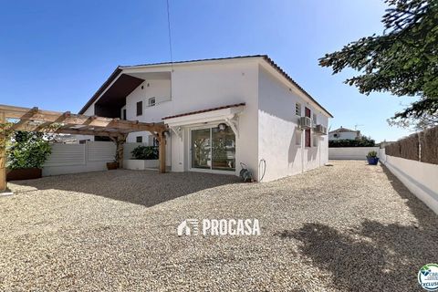 Villa i Empuriabrava, Gerona, Empuriabrava - € 595.000 | Ref: 4285 - foto 9
