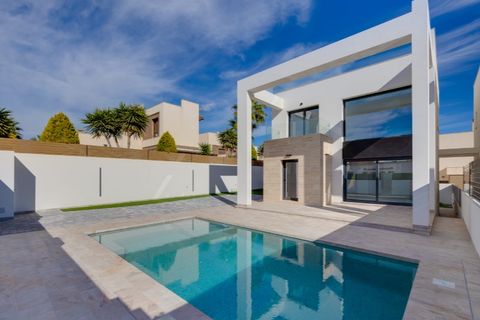 Villa i Torrevieja, Alicante, Torrevieja - € 750.000 | Ref: 32162745-01 - foto 3