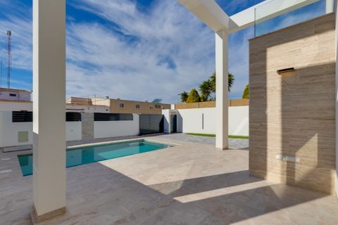 Villa i Torrevieja, Alicante, Torrevieja - € 750.000 | Ref: 32162745-01 - foto 5