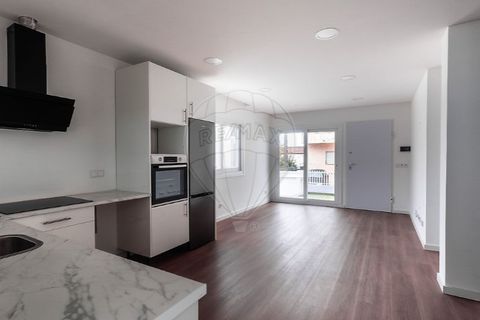 Villa a Odivelas, Lisbon, Odivelas - € 425.000 | Ref: 121701471-150 - foto 3