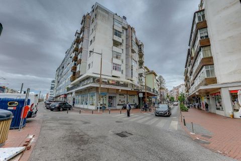 Lejlighed i Amadora, Lisbon, Amadora - € 209.000 | Ref: C0221-03883 - foto 23