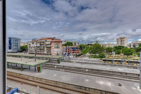 Lejlighed i Amadora, Lisbon, Amadora - € 209.000 | Ref: C0221-03883 - foto 12