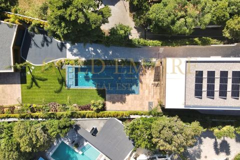 Villa i Alcabideche, Lisbon, Alcabideche - € 3.750.000 | Ref: GE-P/CS100211 - foto 2