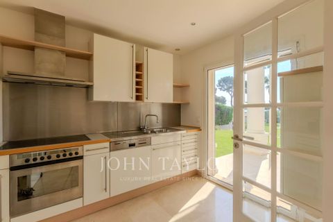 Villa i Antibes, Alpes-Maritimes, Antibes - € 3.200.000 | Ref: V0679AN - foto 10