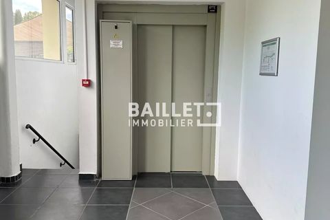 L'establiment comercial a Biot, Alpes-Maritimes, Biot - € 1.050/mes | Ref: 0977 - foto 13
