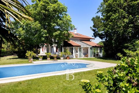 Villa a Urrugne, Pyrenees-Atlantiques, Urrugne - € 990.000 | Ref: M1857 - foto 3
