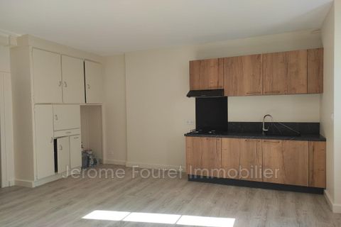 Apartament a Egletons, Correze, Egletons - € 460/mes | Ref: 913L209A-tw - foto 2